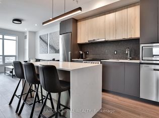30 Upper Mall Way #1002, Vaughan, ON L4J 0L7
