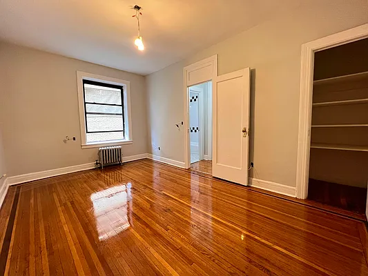 Rented by Queens Apartments Realty LLC | media 1