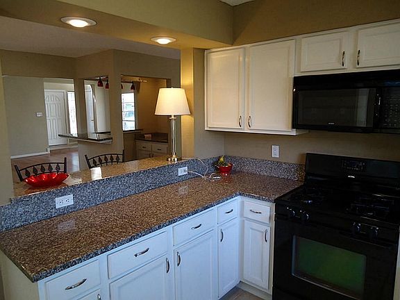 4th image of 4314 Field Meadow Dr