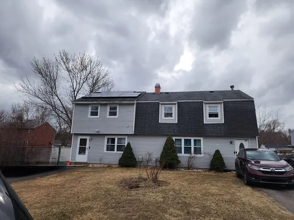 50-52 Adelaide Ave, Methuen, MA 01844