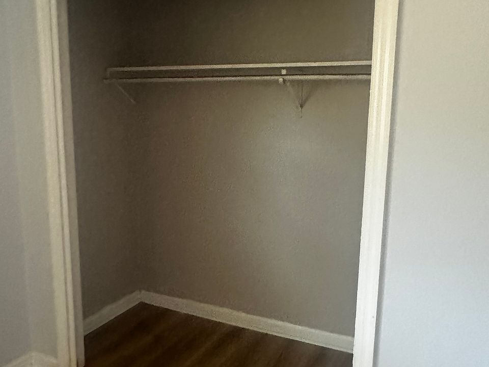1st image of 1545 Mohawk Ct NW #3