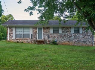 527 Henderson St, Maryville, TN 37804