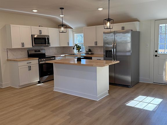 5th image of 55 Spinnaker Ln