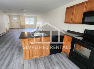 Townsend Ln Townhomes, Rochester, NH 03867