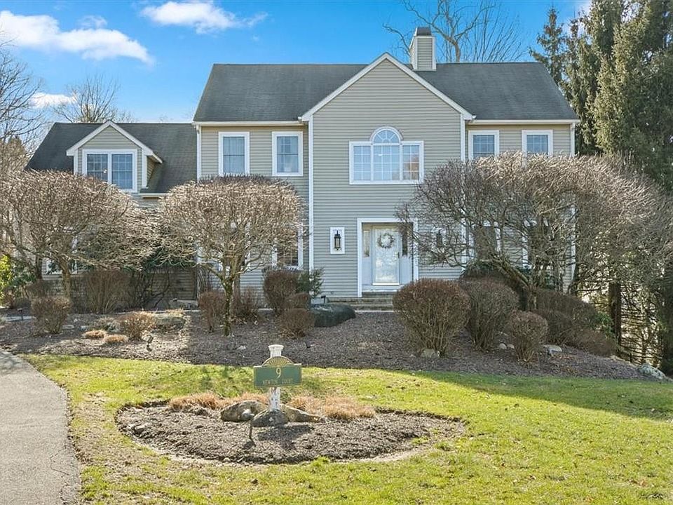 1st image of 9 Newton Court