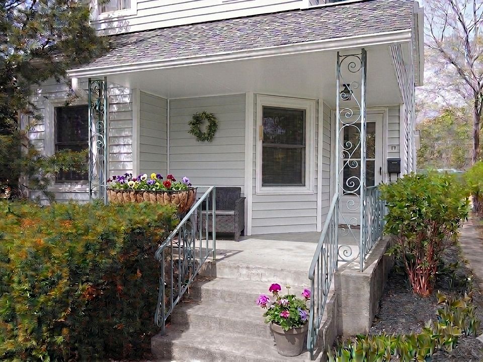 1st image of 11 Ludlow Ave