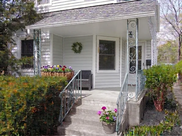 11 Ludlow Ave, Saint Paul, MN 55108