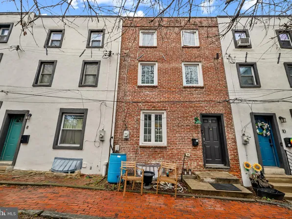 9 Bristow Pl, Philadelphia, PA 19123