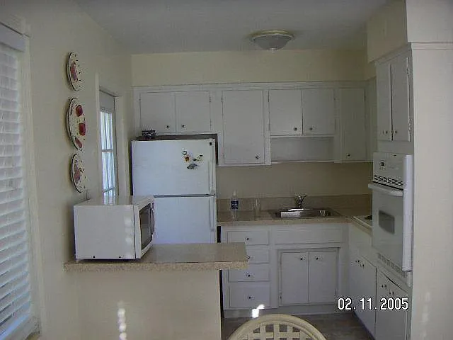 411 Seasage Dr — Photo 20