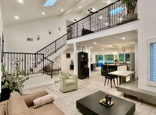 10468 Des Moines Ave, Porter Ranch, CA 91326