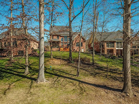 2nd image of 241 Valley View Dr