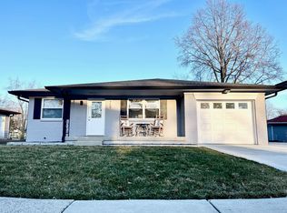 709 Laurel Ln, Fortville, IN 46040