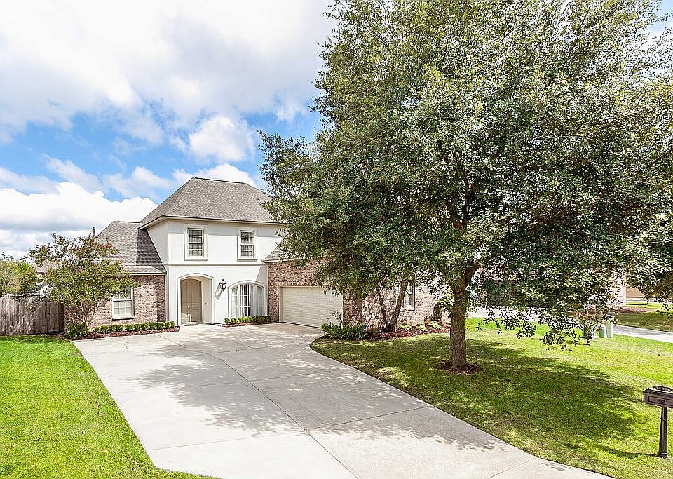 1st image of 36324 Cypress Glen Ave