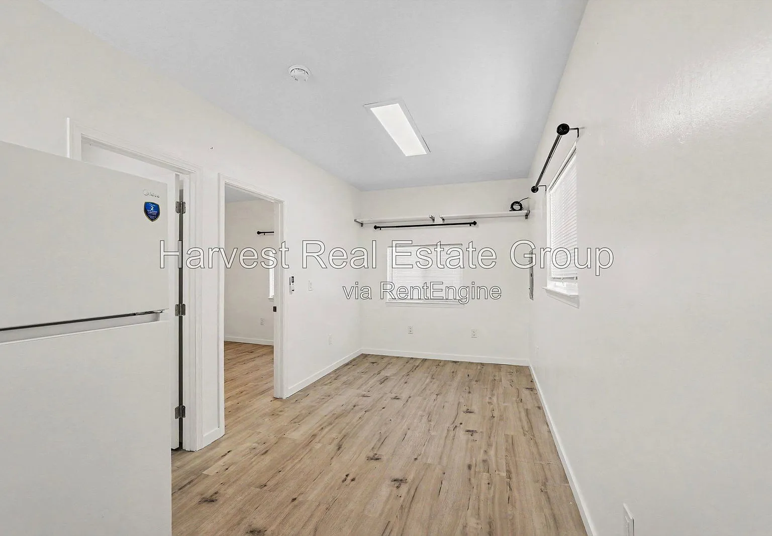 1 bed, 1.0 bath, 295 sqft, $2,195 — Photo 3