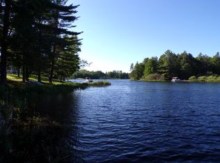14324 Gooseneck Lake Oo Dr, Manistique, MI 49854