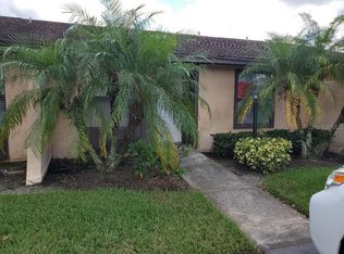 2132 Saint Marteen Ct, Kissimmee, FL 34741