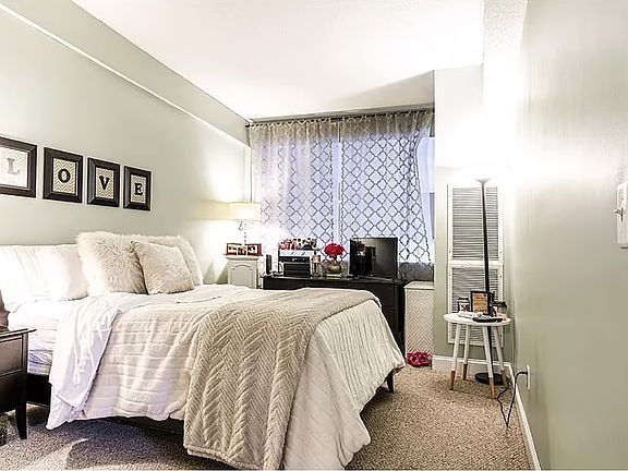 4th image of 96 Old Colony Ave #312
