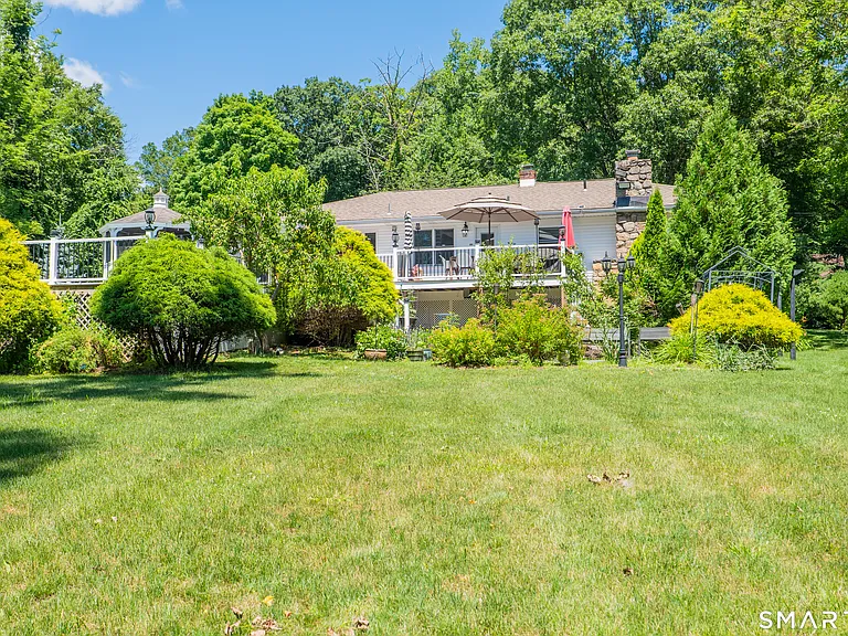 15 Farrell Rd — Photo 38