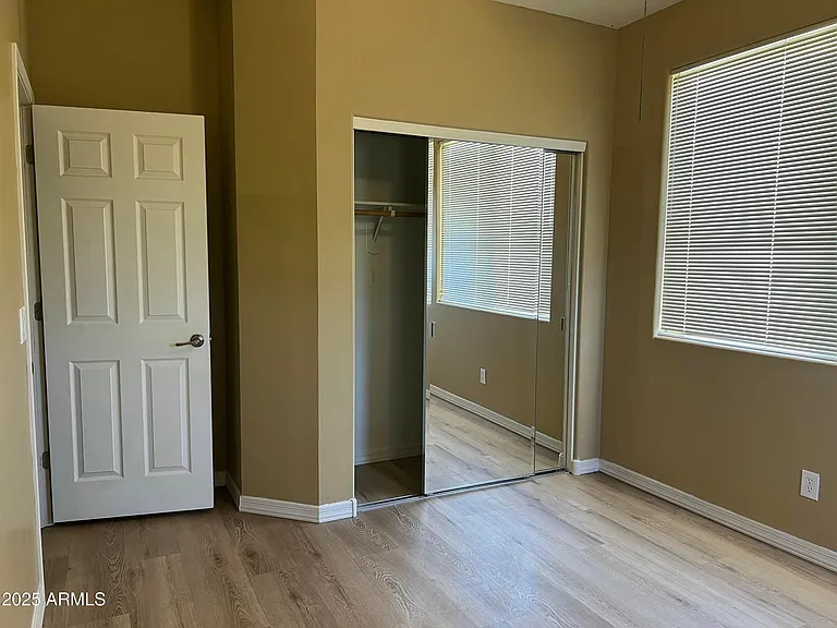 6734 W Blackstone Ln — Photo 32