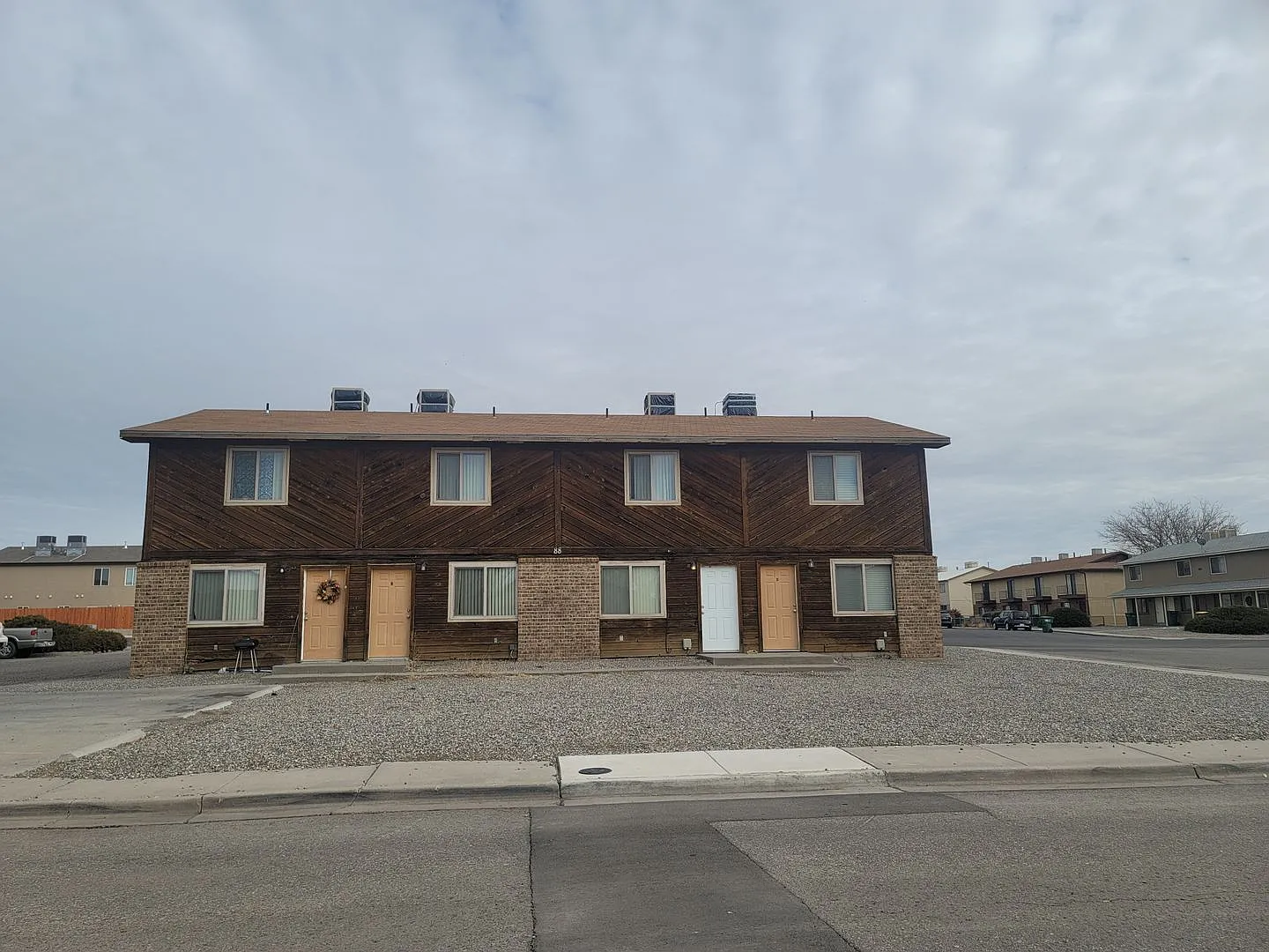 88 Parque De Oeste — Photo 1