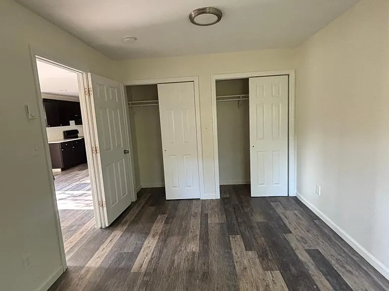 652 Bayview Ave — Photo 7