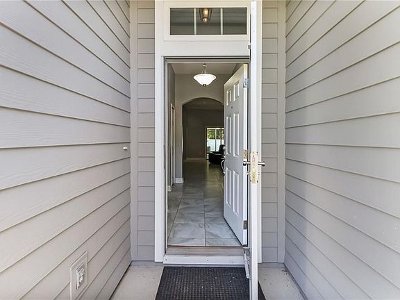3rd image of 79614 Plummers Creek Dr