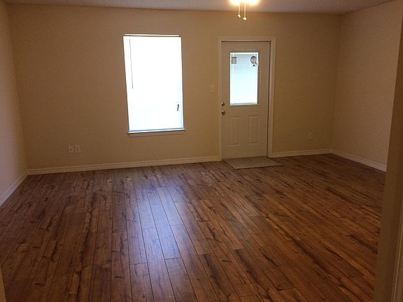 4th image of 111 Glory Place A
