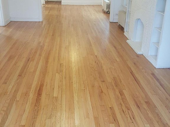3rd image of 6251 N Washtenaw Ave APT 2