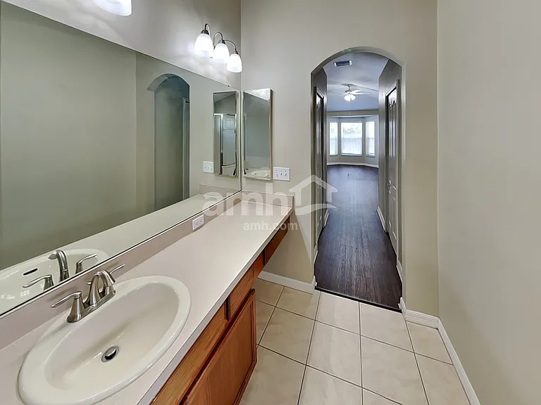12828 Standbridge Dr — Photo 10
