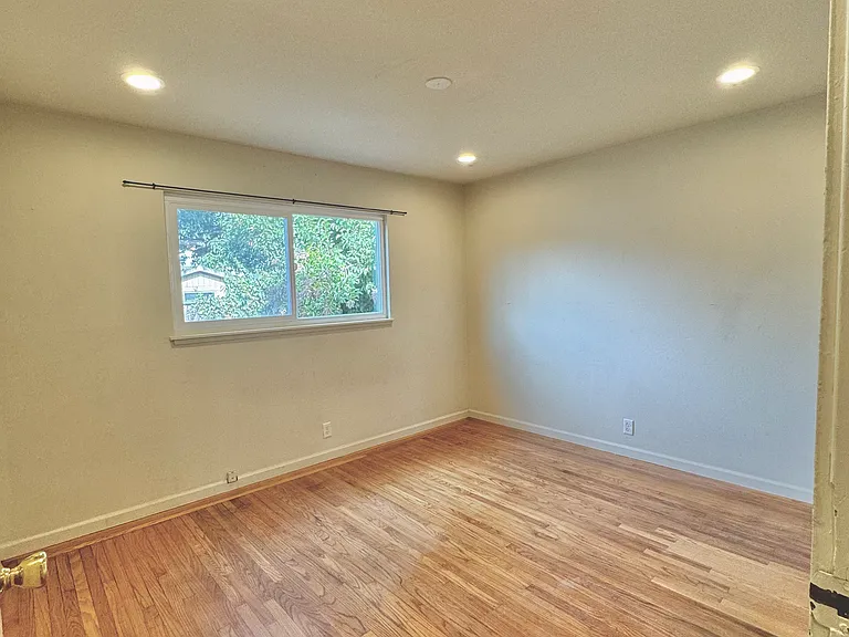 3185 Machado Ave — Photo 8