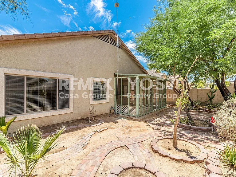 254 W Seven Seas Dr — Photo 18