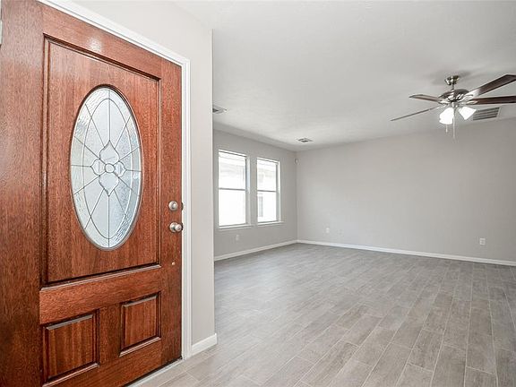 5th image of 10826 Tobar Falls Cir