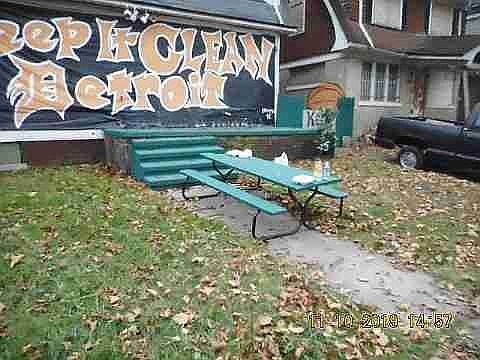 4025 Clairmount