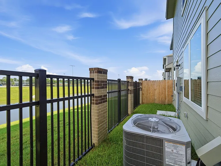 3109 Quiet Sunset Dr — Photo 29