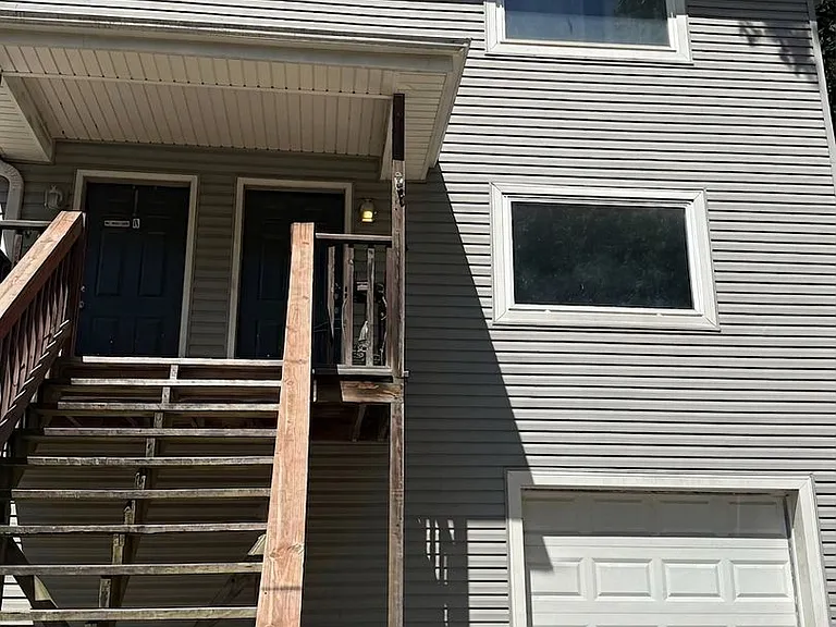1004 West St — Photo 2