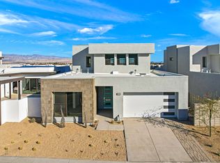 3582 Taylor Dr, Palm Springs, CA 92262