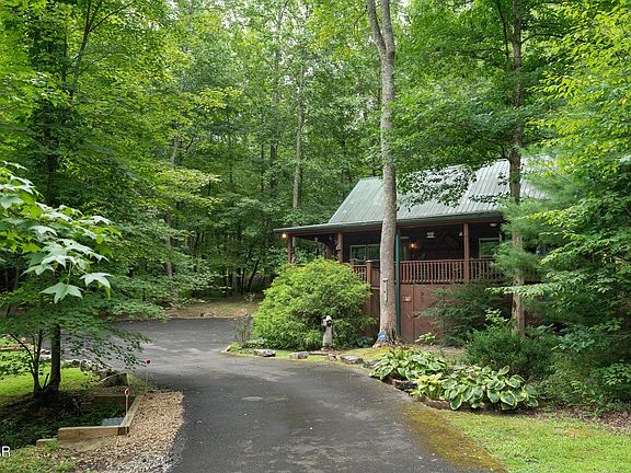 3rd image of 3905 Fern Brook Way