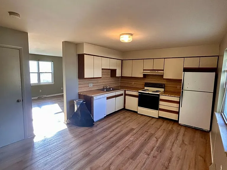 20 N Poplar Ct — Photo 3