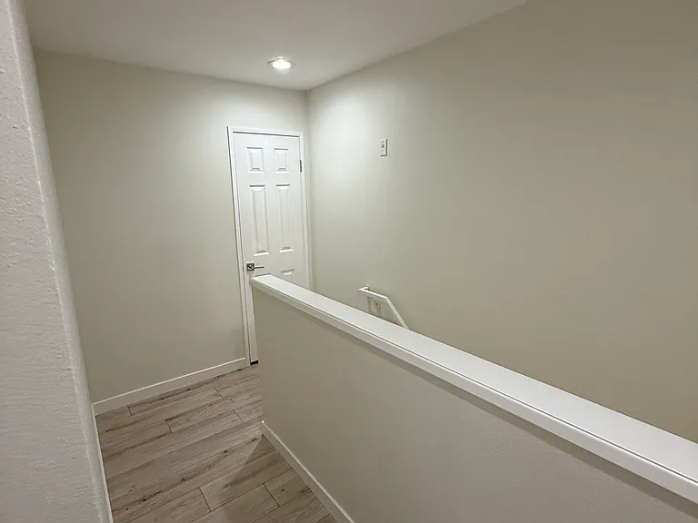 1011 San Rafael Ave #102 — Photo 9