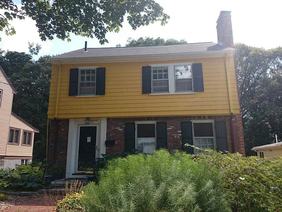 2nd image of 27 Crehore Rd