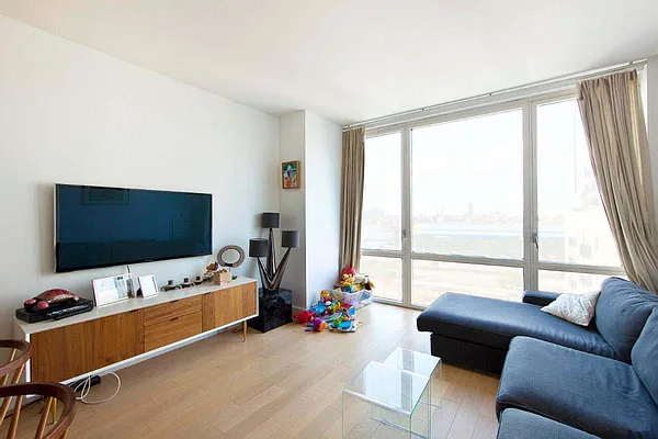 Rented by Upton Realty Group | media 7