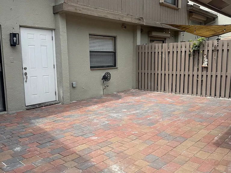 10532 SW 112th Ave — Photo 15