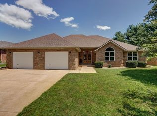 1710 N Gregory Dr, Nixa, MO 65714