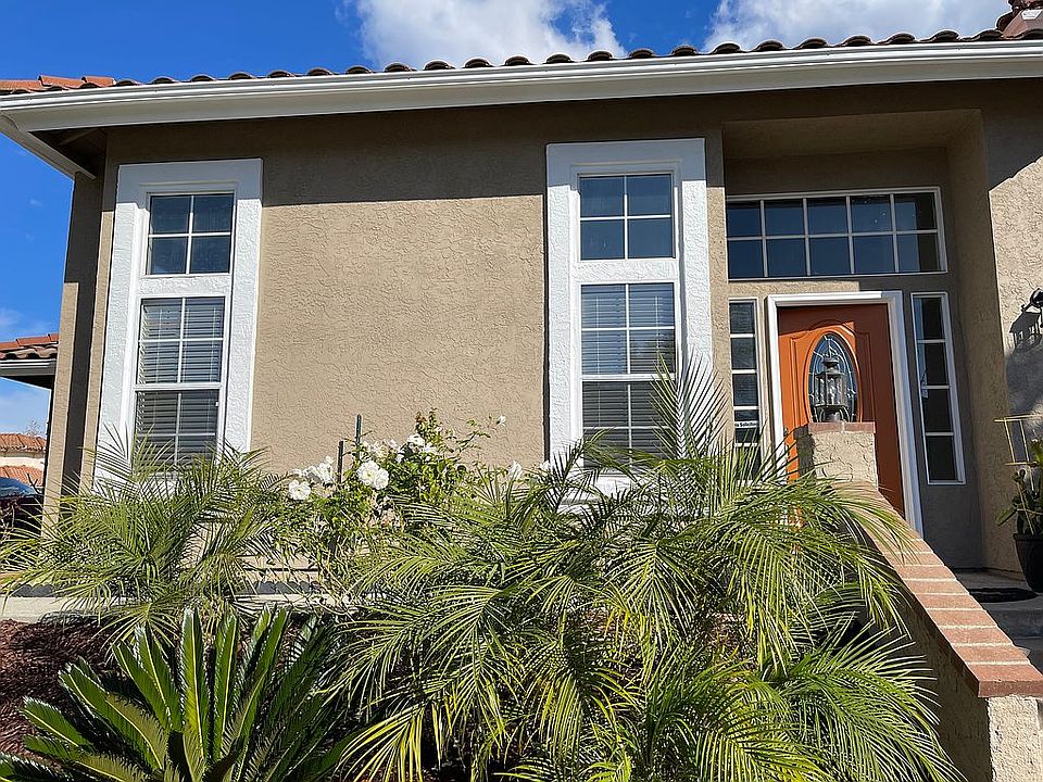 1st image of 653 Shadywood Dr