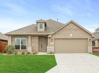 229 Sweetwater Dr, Commerce, TX 75428