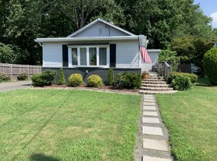 25 Corlies Ave, Eatontown, NJ 07724