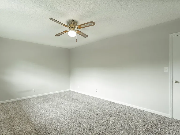 506 Ely Road — Photo 19