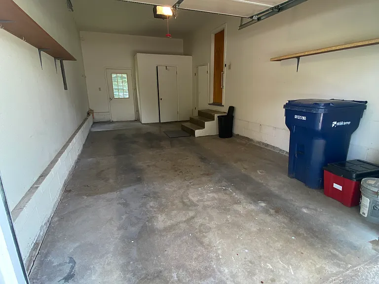1 car garage