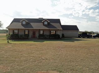 744 Peterson Rd S, Iowa Park, TX 76367