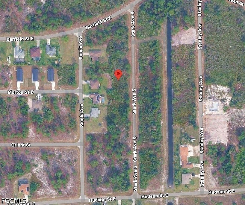 2nd image of 646 Stark Ave S